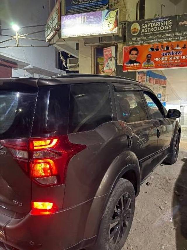 https://images10.gaadi.com/usedcar_image/4513780/original/processed_6c1ed5c5-1316-40cb-a854-4d6509d25691.jpeg?imwidth=6400
