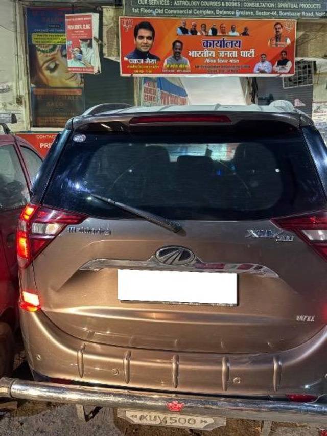 https://images10.gaadi.com/usedcar_image/4513780/original/processed_db64be40-5cc1-4096-90db-b11d6fc47857.jpeg?imwidth=6401