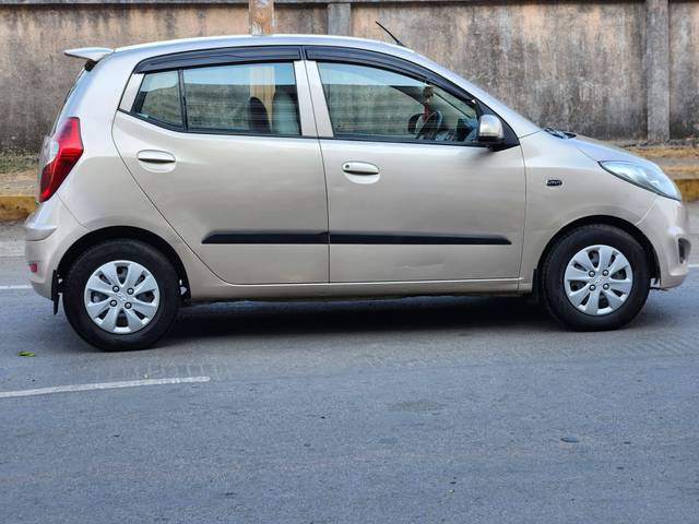 https://images10.gaadi.com/usedcar_image/4513783/original/processed_16265340fa2a44826810817ab6f652c2.jpg?imwidth=6401