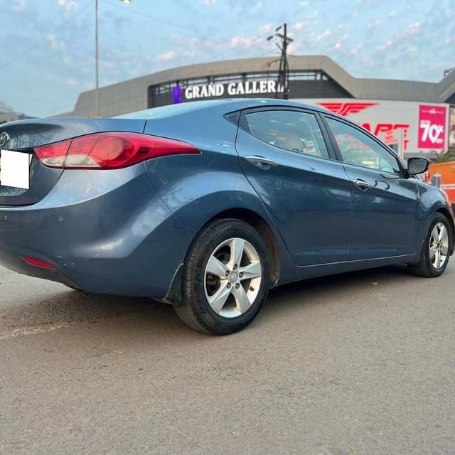 https://images10.gaadi.com/usedcar_image/4513787/original/processed_c2cd94fdadc8c02b13acf13da4c8602d.jpg?imwidth=6402