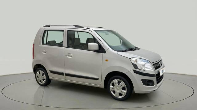 https://images10.gaadi.com/usedcar_image/4513800/original/dfe675efb5ad6c3823013b8d2870bb3f.jpg?imwidth=6400