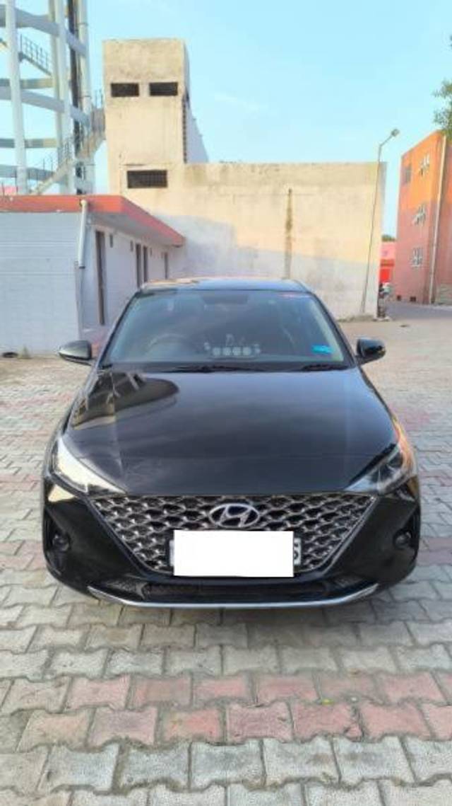 https://images10.gaadi.com/usedcar_image/4513814/original/processed_1dac9948-51a9-4946-b94a-809813573d03.jpg?imwidth=6400