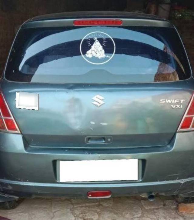 https://images10.gaadi.com/usedcar_image/4513817/original/processed_processed_ea1d0473-6ec5-4c23-b9e2-5d7534dfb306.jpg?imwidth=6400