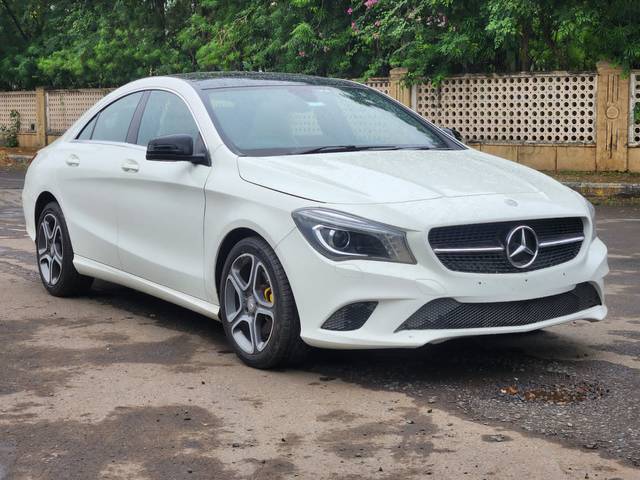 https://images10.gaadi.com/usedcar_image/4513850/original/a612098e3c564b2247f6d31db7adf3d3.jpg?imwidth=6400