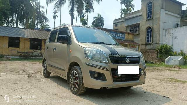 https://images10.gaadi.com/usedcar_image/4513852/original/processed_70f80d11-4826-45cb-8efa-f86ef2065590.jpg?imwidth=6401