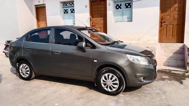 https://images10.gaadi.com/usedcar_image/4513860/original/processed_791db87f-4ecc-42b6-b259-f2bd345da2b9.jpg?imwidth=6400