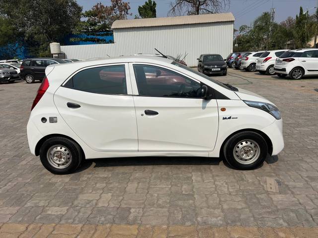 https://images10.gaadi.com/usedcar_image/4513874/original/processed_484bcebc0220a5d681befc24440997bc.jpg?imwidth=6401