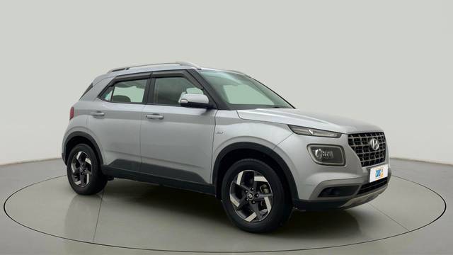 https://images10.gaadi.com/usedcar_image/4513945/original/3ba9d97ee6d6e53456633af6ab0b082c.jpg?imwidth=6400