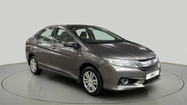 https://images10.gaadi.com/usedcar_image/4513962/original/7a4a117e04fe3b10a7a31114dfe472c5.jpg?imwidth=6400