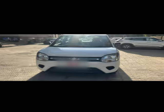 https://images10.gaadi.com/usedcar_image/4514026/original/1616d335-2f15-451c-8fe8-efcc7247421d.?imwidth=6400