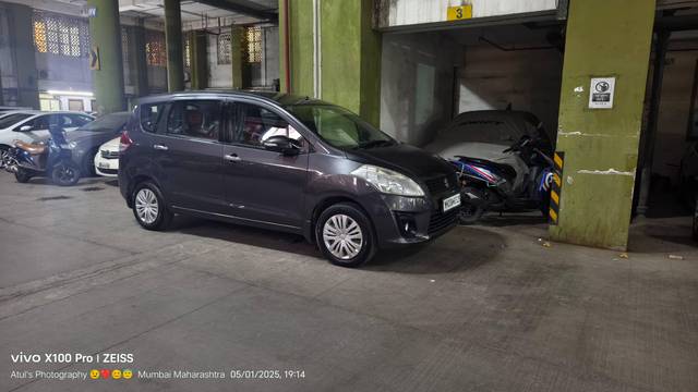 https://images10.gaadi.com/usedcar_image/4514050/original/processed_5721eb78fa71ce921afec6c92a281e7f.jpg?imwidth=6401