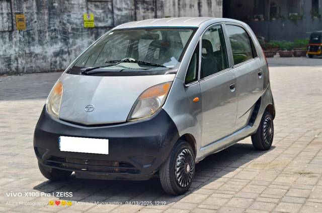 https://images10.gaadi.com/usedcar_image/4514053/original/processed_c5a34a041b14f79a815f533fc450af3f.jpg?imwidth=6402
