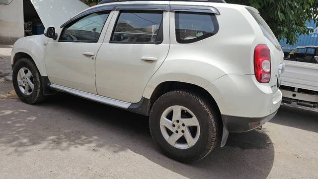 https://images10.gaadi.com/usedcar_image/4514073/original/processed_fddc7f33-761c-497c-b329-74a678c99384.jpg?imwidth=6400