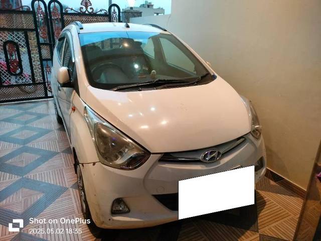 https://images10.gaadi.com/usedcar_image/4514137/original/processed_415a3d20-d96c-4152-9be0-45a942b2d1ae.jpg?imwidth=6400