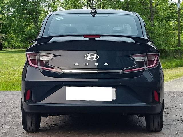 https://images10.gaadi.com/usedcar_image/4514175/original/processed_85e0a59720c23c0ac5f19f8f2089b369.jpg?imwidth=6402