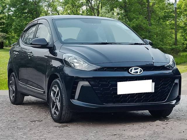 https://images10.gaadi.com/usedcar_image/4514175/original/processed_8c50f48a086beb7025545994bcd49a89.jpg?imwidth=6400