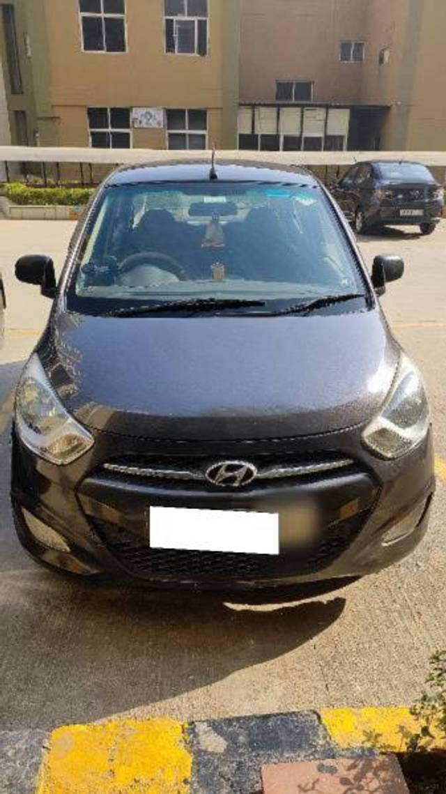 https://images10.gaadi.com/usedcar_image/4514178/original/processed_c0ae91ac-c67e-465b-999e-79a322933ac9.jpg?imwidth=6402