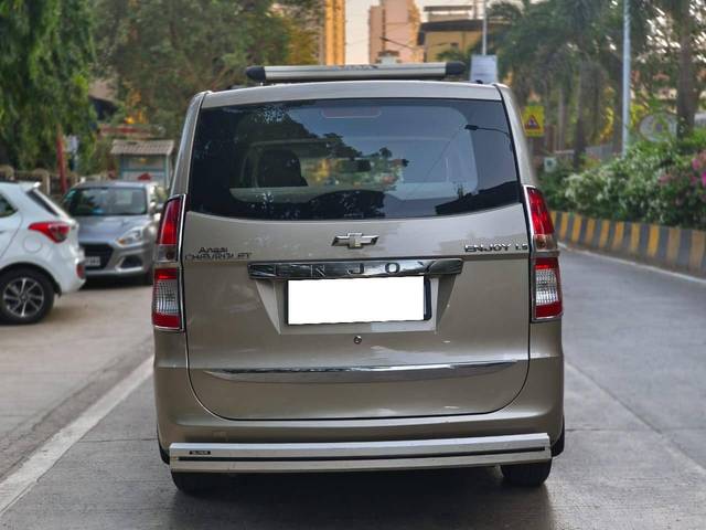 https://images10.gaadi.com/usedcar_image/4514201/original/processed_9c7b281936d75ccf1d84a20c10705f93.jpg?imwidth=6402