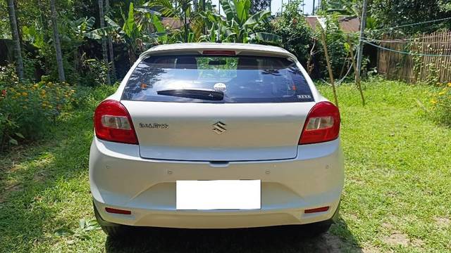 https://images10.gaadi.com/usedcar_image/4514241/original/processed_3587bdd6-1370-4de2-ac80-9ae876cf7174.jpg?imwidth=6402
