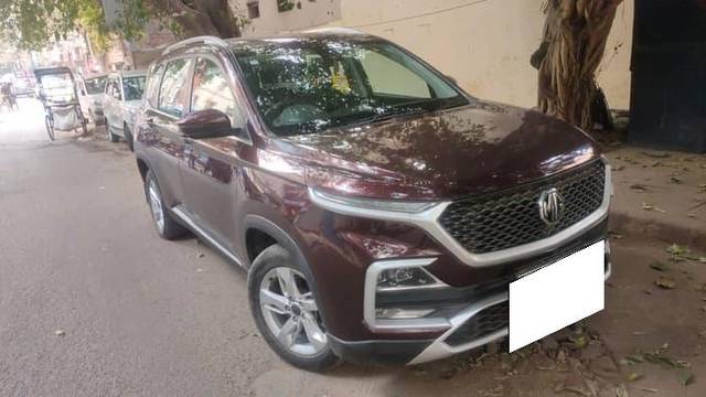 https://images10.gaadi.com/usedcar_image/4514246/original/processed_92279818442acaf652e2f60ba46f4c83.jpg?imwidth=6400