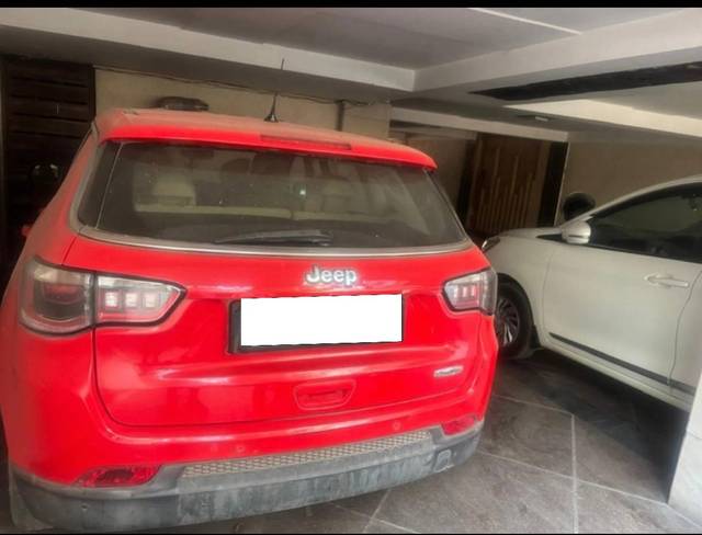 https://images10.gaadi.com/usedcar_image/4514252/original/processed_87cf883442d12ca5830c302257bf25c2.jpg?imwidth=6401
