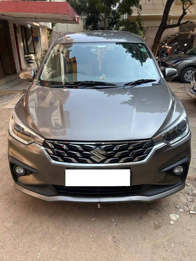 https://images10.gaadi.com/usedcar_image/4514264/original/processed_20c569e83374619dd7b97eea71a02ec1.jpg?imwidth=6402