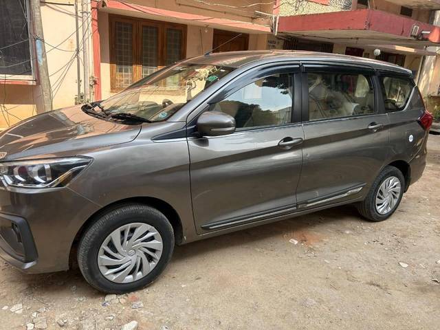 https://images10.gaadi.com/usedcar_image/4514264/original/processed_d691c55e5e4f130a55153da6e1be829c.jpg?imwidth=6400