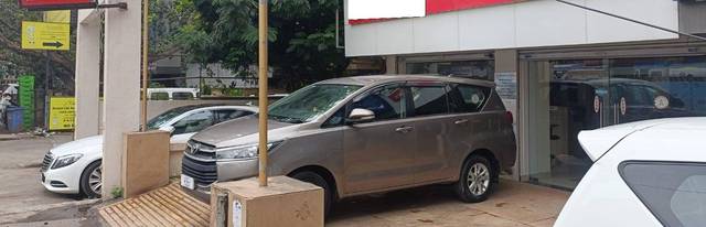 https://images10.gaadi.com/usedcar_image/4514265/original/processed_262a081f1696c9075f1dfef97500724d.jpeg?imwidth=6400