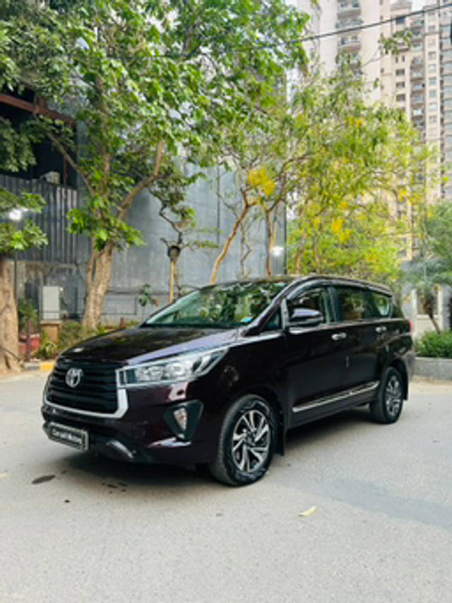 https://images10.gaadi.com/usedcar_image/4514268/original/fc7c564a1e27438982b68b6013a8e6d1.jpg?imwidth=6402