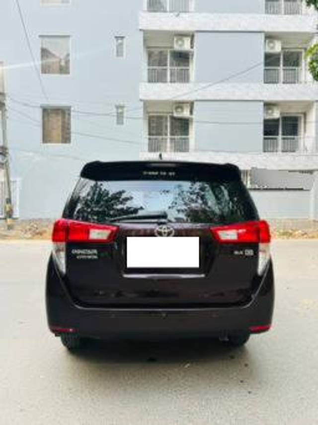 https://images10.gaadi.com/usedcar_image/4514268/original/processed_74fc3e611b29121f1144586a70bd5017.jpg?imwidth=6401