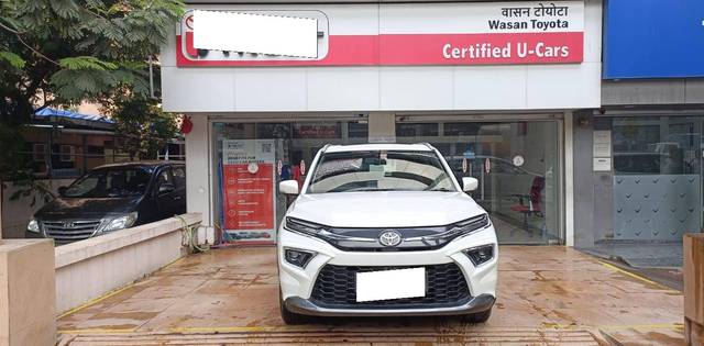 https://images10.gaadi.com/usedcar_image/4514270/original/processed_60a11e736650aae0f7034b8654260560.jpeg?imwidth=6402
