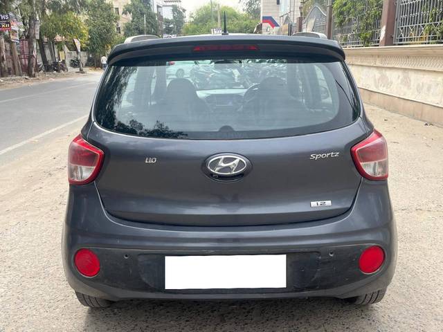 https://images10.gaadi.com/usedcar_image/4514282/original/processed_178d8ee86e665e1ca7c73296d6cbbe23.jpg?imwidth=6401