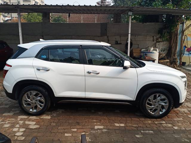 https://images10.gaadi.com/usedcar_image/4514309/original/e93236fd035fd1c8936e8390b827ff1b.jpg?imwidth=6401