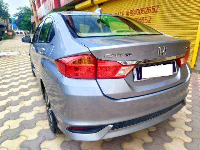 https://images10.gaadi.com/usedcar_image/4514313/original/processed_6ec4e7e2557b86eb8c9c03231982fa0a.jpeg?imwidth=6401