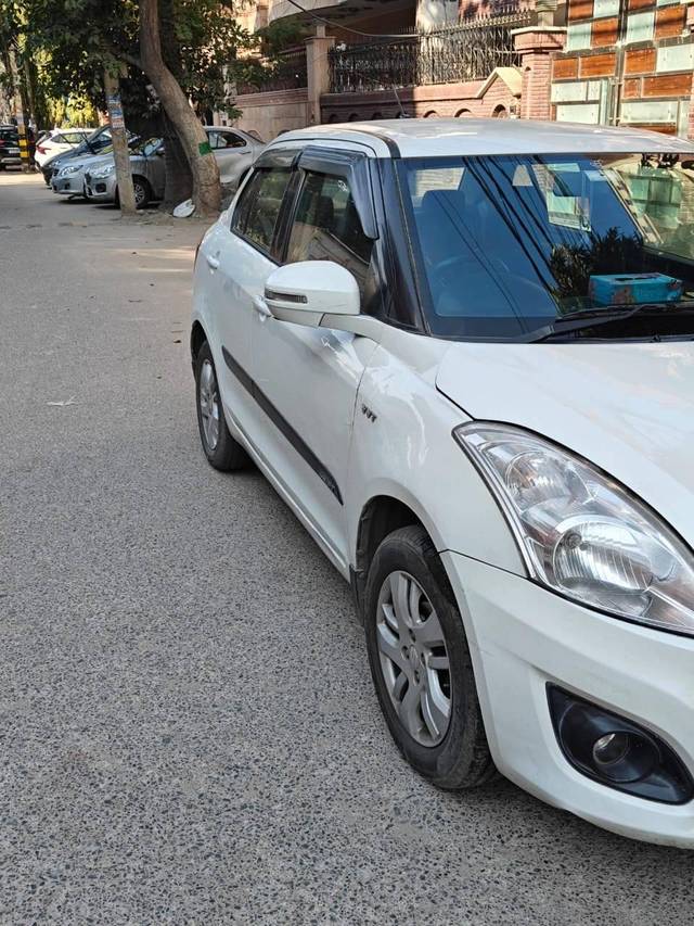 https://images10.gaadi.com/usedcar_image/4514316/original/processed_c1d33ff985af810e87013394354ef67b.jpg?imwidth=6402