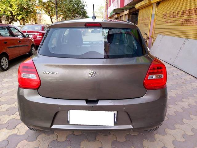 https://images10.gaadi.com/usedcar_image/4514323/original/processed_0dbed2777056a627f8239e16656e8663.jpeg?imwidth=6401