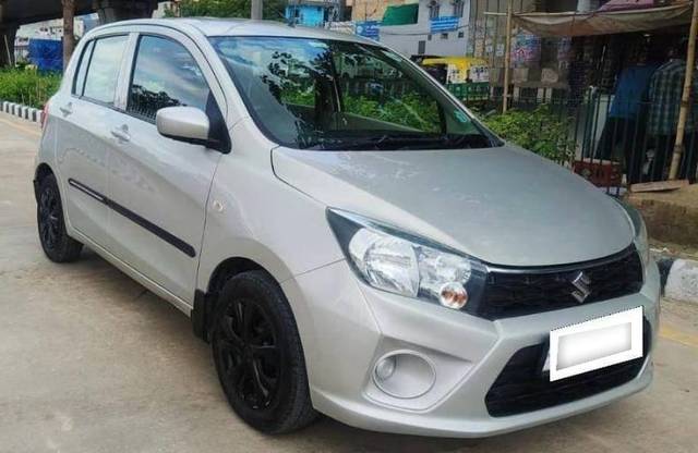 https://images10.gaadi.com/usedcar_image/4514325/original/processed_773a11d90a8b76d1d40bb64e509b4304.jpg?imwidth=6402