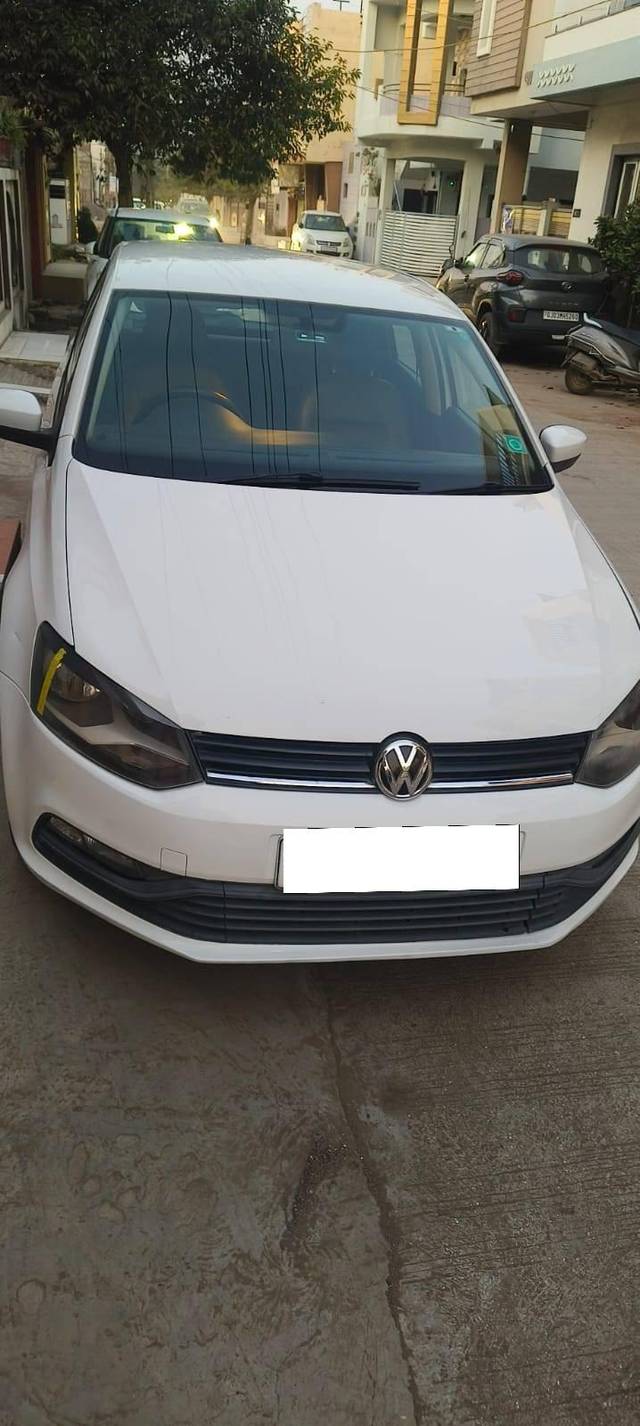 https://images10.gaadi.com/usedcar_image/4514331/original/processed_bd1bcd3fb7df11c3873a3d3348d12d47.jpg?imwidth=6402
