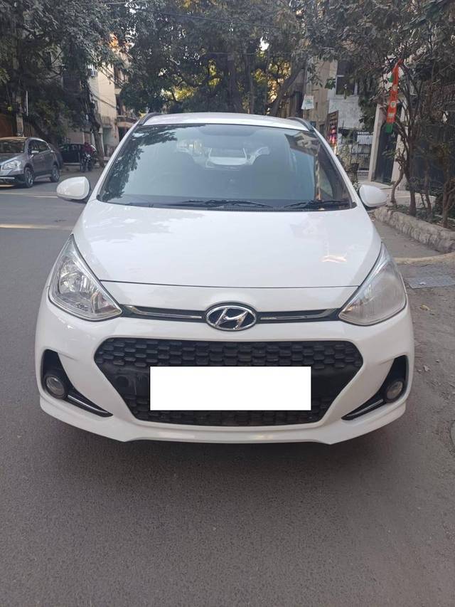 https://images10.gaadi.com/usedcar_image/4514339/original/processed_6e309a0e2786be8a2f0f7195ea7242f3.jpg?imwidth=6400
