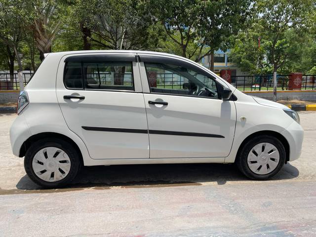 https://images10.gaadi.com/usedcar_image/4514349/original/4c38cded8110b9d1626acf8a7e857f02.jpg?imwidth=6401