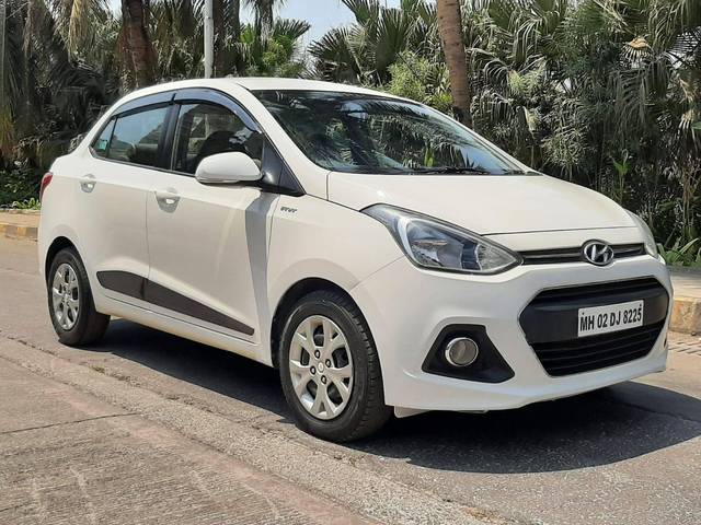 https://images10.gaadi.com/usedcar_image/4514352/original/processed_9bec238fbab2cb7e9d039fefc679d1c3.jpeg?imwidth=6400
