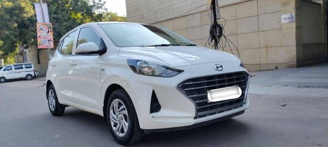 https://images10.gaadi.com/usedcar_image/4514359/original/processed_da15a29bcf9b97ec3ed84a00a052d4e1.jpg?imwidth=6400