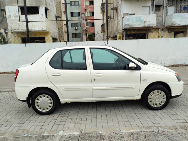 https://images10.gaadi.com/usedcar_image/4514365/original/44e991fa08c363aaac418e795e65290b.jpg?imwidth=6401