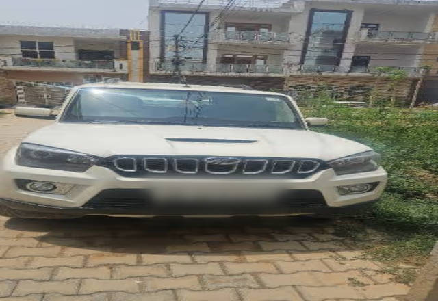 https://images10.gaadi.com/usedcar_image/4514367/original/4138ff85-f64a-4c56-8f4f-d36e7e6eae2b.?imwidth=6402