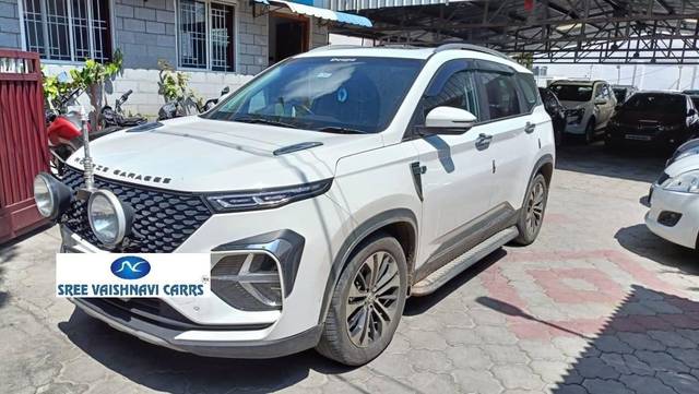 https://images10.gaadi.com/usedcar_image/4514387/original/processed_91691d70e3a3a876a68bf7473a44bdf3.jpeg?imwidth=6402