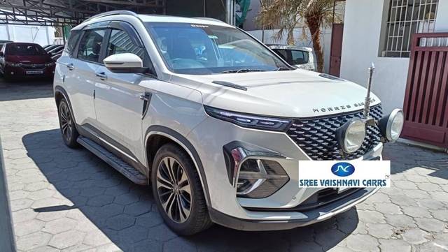 https://images10.gaadi.com/usedcar_image/4514387/original/processed_91b095396567a3fcc94b69e4bf3646b9.jpeg?imwidth=6400