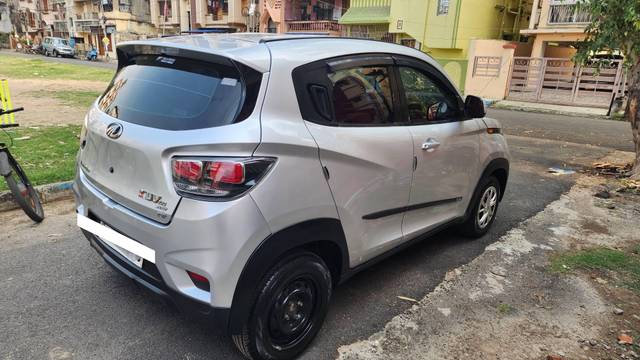 https://images10.gaadi.com/usedcar_image/4514389/original/processed_3a291778214c2d8cb1d62a65c9dc0765.jpg?imwidth=6401