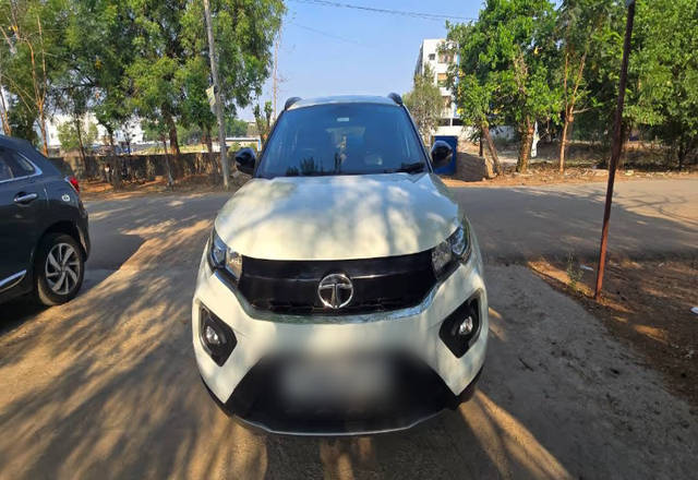 https://images10.gaadi.com/usedcar_image/4514396/original/0cfde54e-1fac-4069-9f61-cf15407dc014.?imwidth=6400