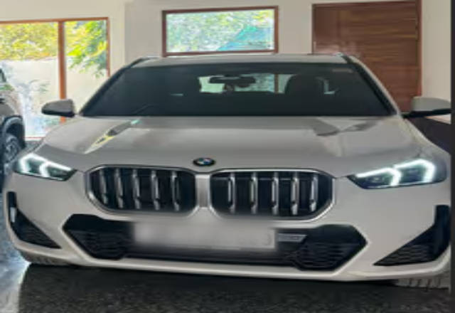 https://images10.gaadi.com/usedcar_image/4514429/original/d0948957-bee9-4947-8807-869c01f64033.?imwidth=6400