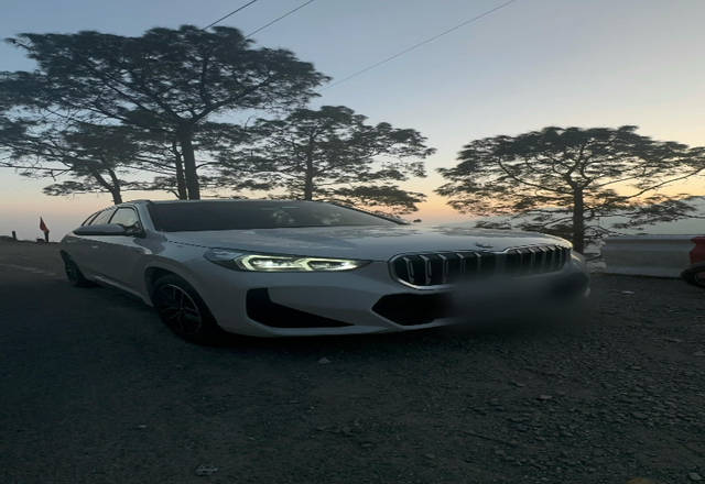 https://images10.gaadi.com/usedcar_image/4514429/original/ffab0a91-693c-4f35-895d-b0ebf7c8d6a2.?imwidth=6401